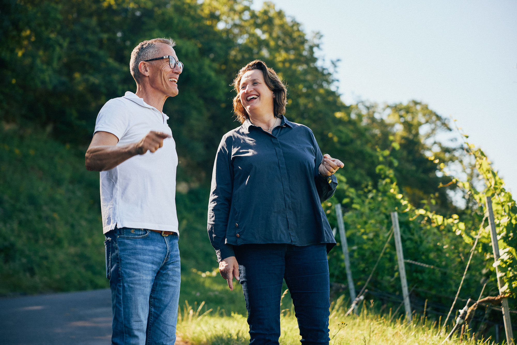 Andrea Wirsching und Dr. Heinrich Wirsching im Weinberg