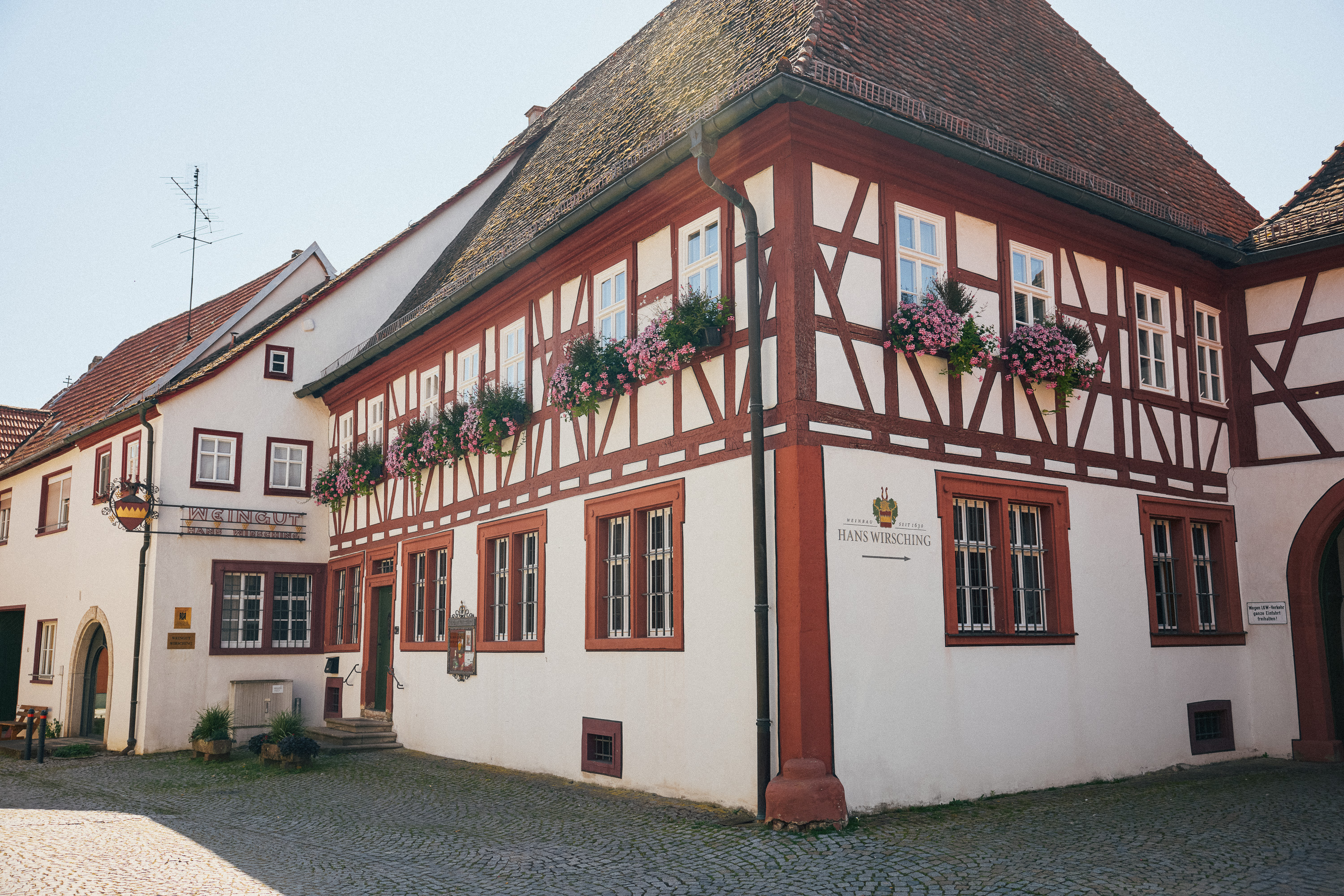 Innenhof des Weinguts